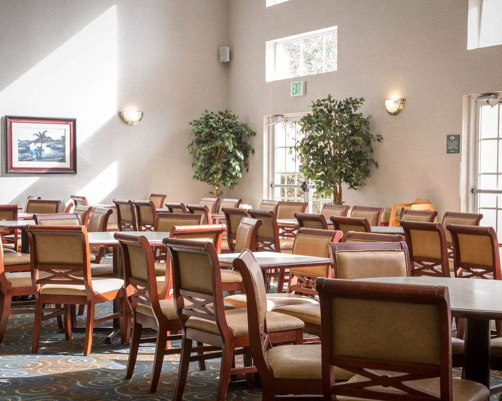 Surestay Plus By Best Western Orlando Lake Buena Vista Extérieur photo