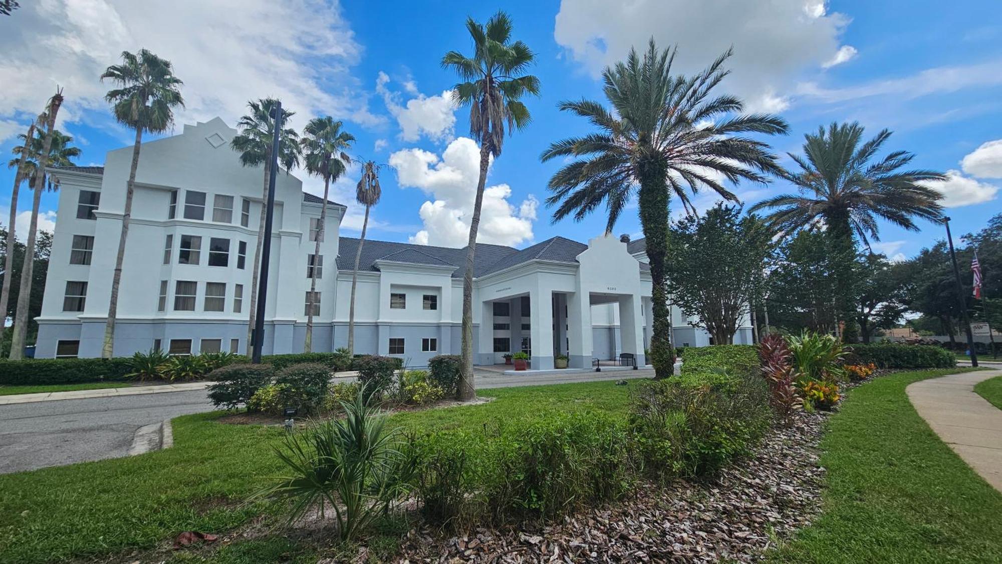 Surestay Plus By Best Western Orlando Lake Buena Vista Extérieur photo